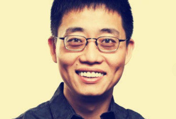 裤子也能上头条？黄西又要惹麻烦？