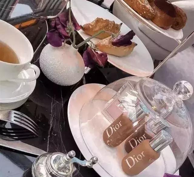 doir粉底小样,dior底妆