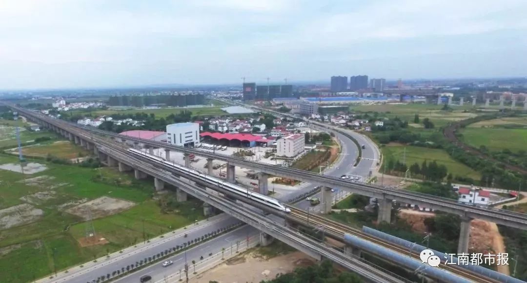重磅!南昌站开通高铁,全国首趟“环湖”动车开行