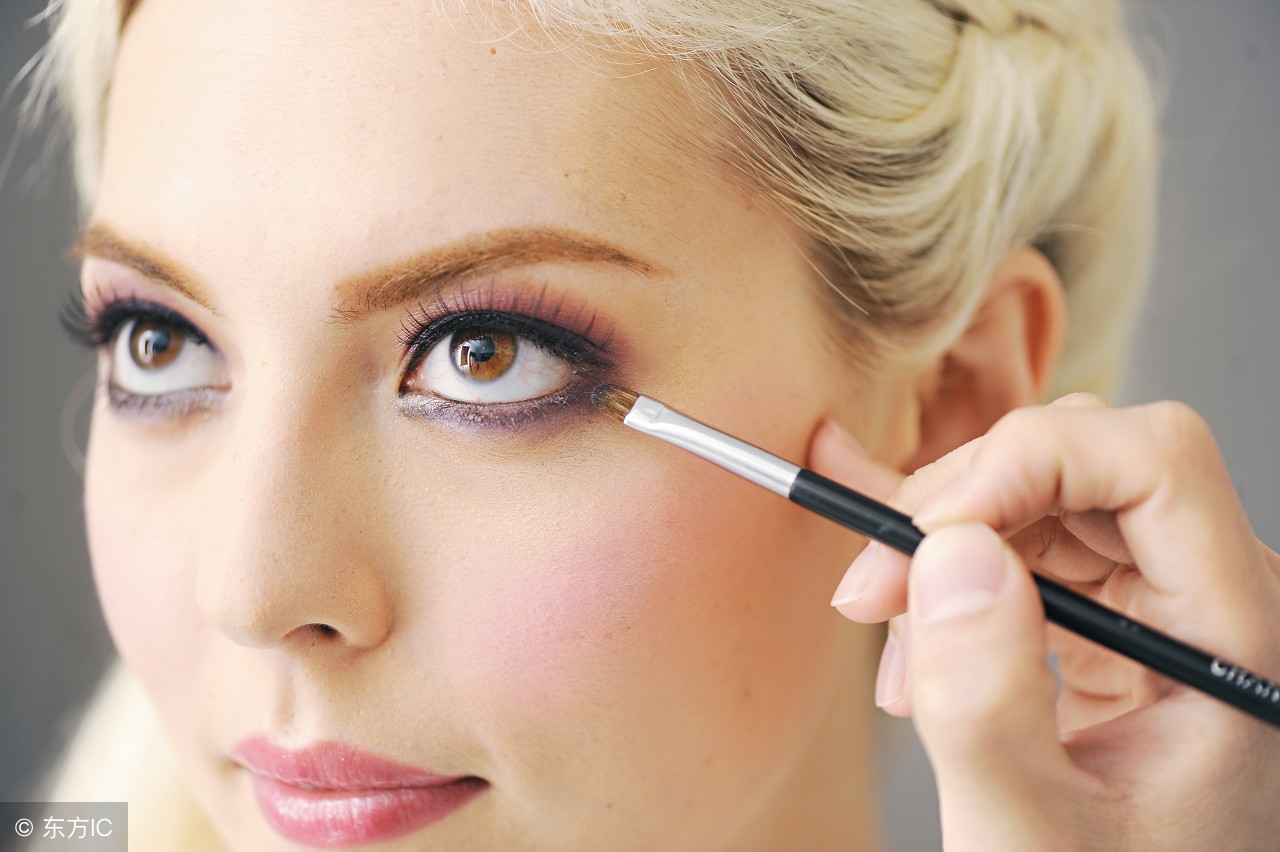 不会画眼线笨方法,不会画眼线怎么做眼线好看