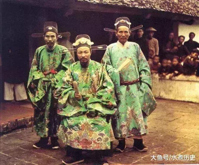 恍如隔世：一个法国牛贩子，用彩色胶片记录了110年前的旧中国