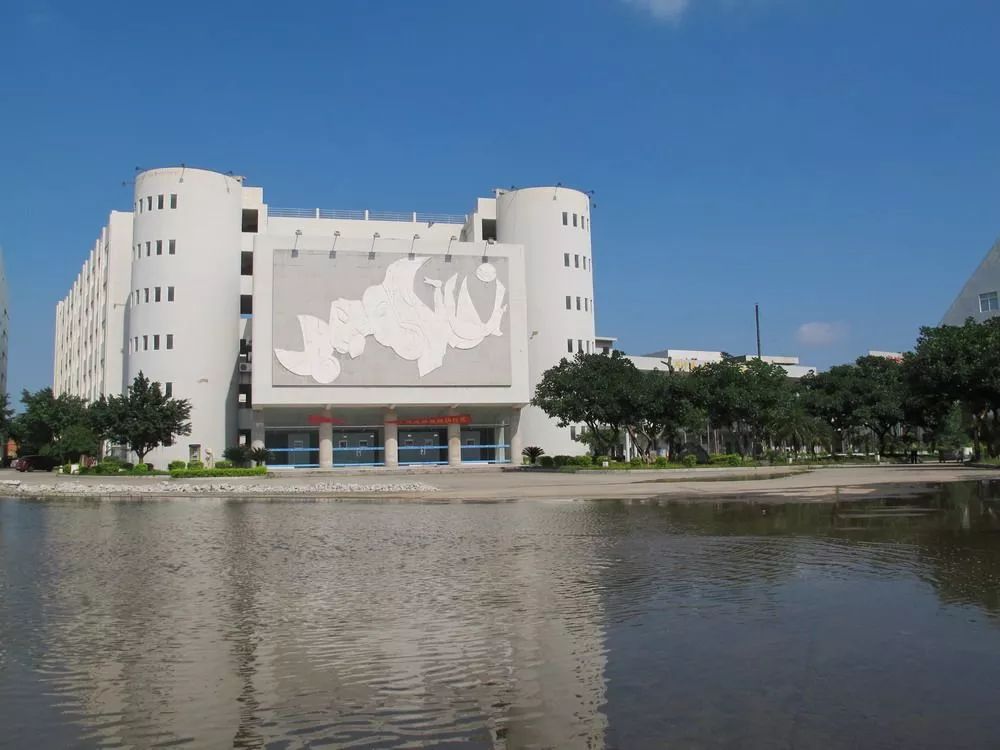 在泉州读大学,要不要去泉州念大专