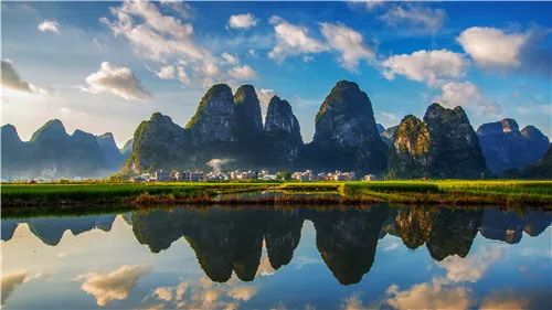 您好，南川！我是你的新朋友——贺州，我们的故事从这一刻开始啦