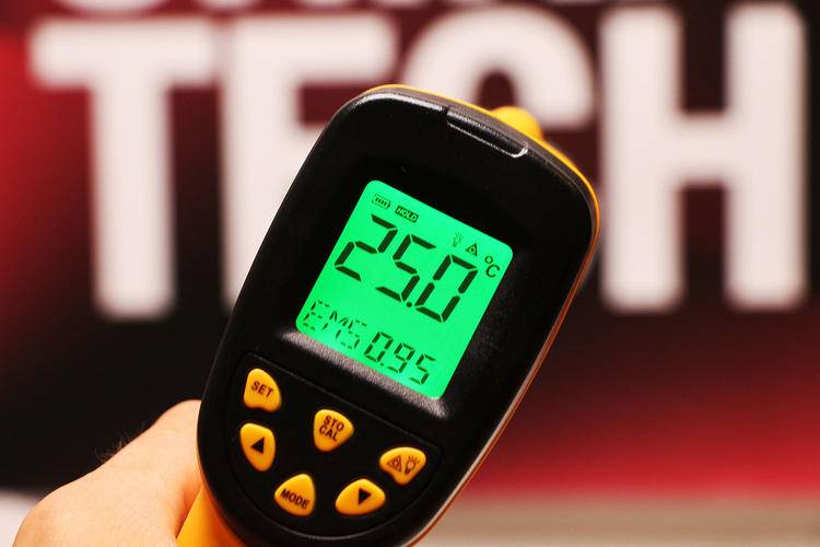 alienware17为什么便宜 (alienware17笔记本怎么样)