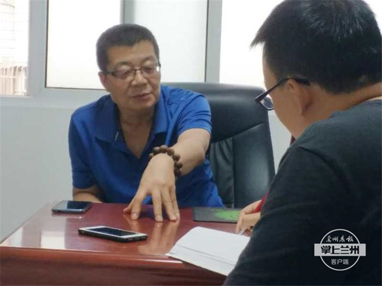 象棋大师李家华车轮战输给谁,中国象棋大师摆擂台