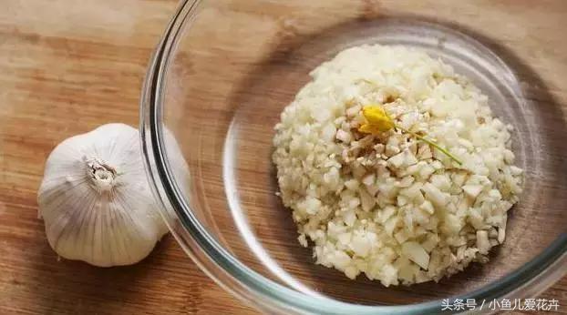 养护红掌正确方法,红掌不开花用什么方法催红掌开花