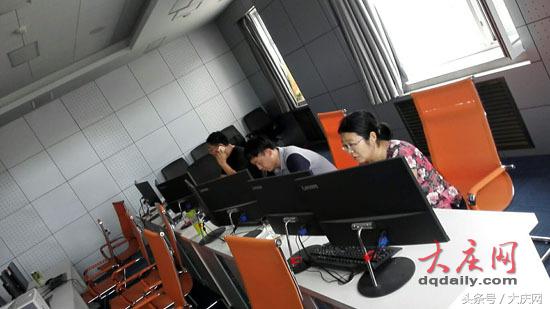 雨中爱心,雨中爱心图片