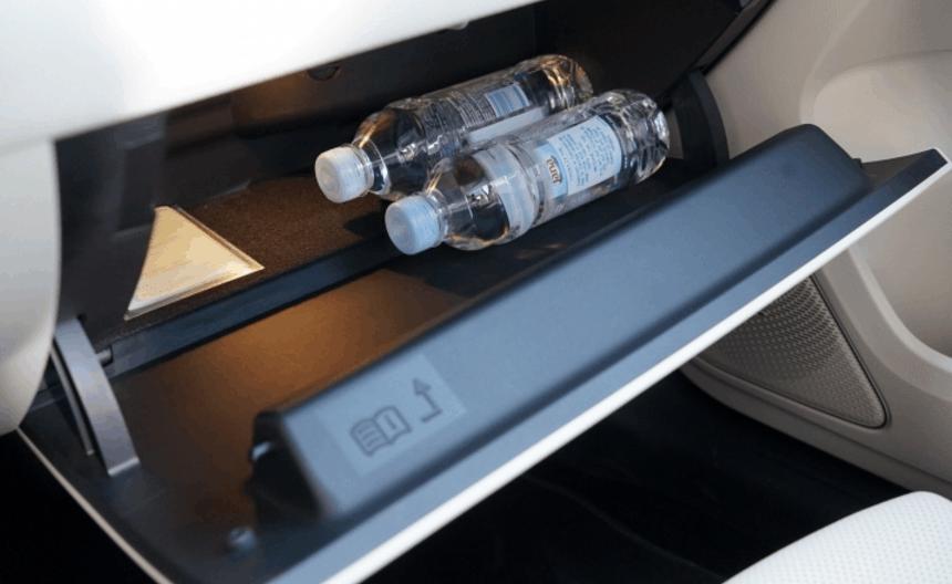 奔驰第一代4系,奔驰a级2023款深度评测