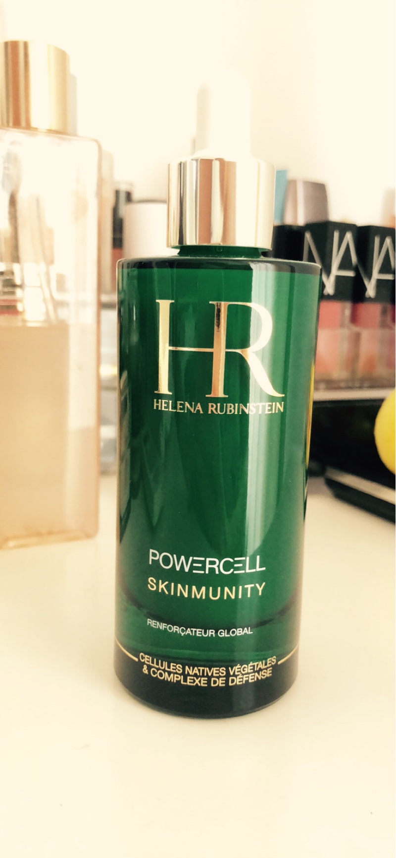 肌底液的简单使用方法,肌底液的使用方法图解