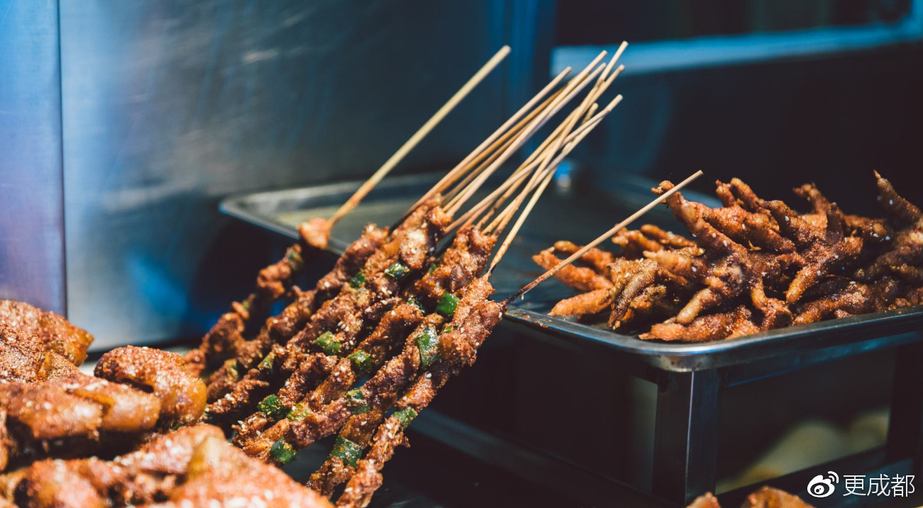 有谁的大学生涯中没有后门夜市的小美好呢?