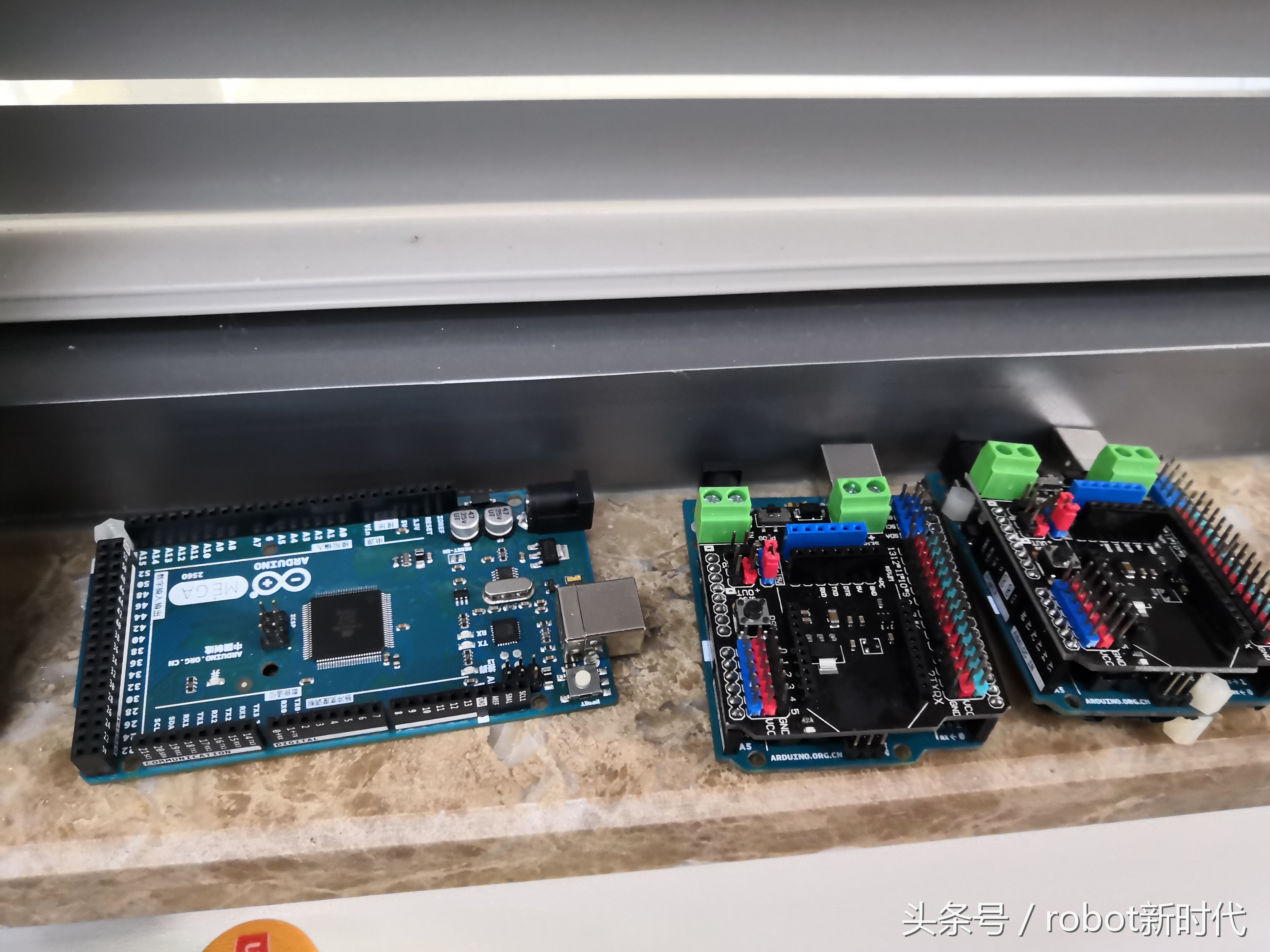 机器人设计制造自学,人工机器人制作怎么学