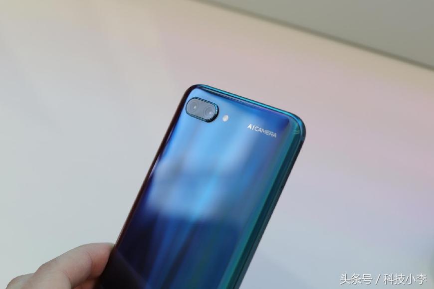 荣耀10gt还值得购买吗,荣耀10gt的详细参数