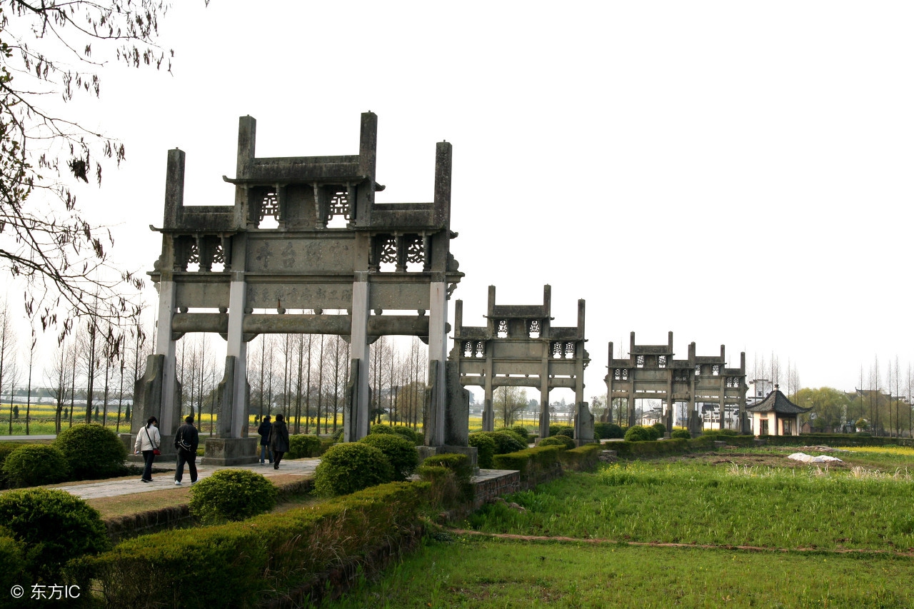 徽州贞节牌坊冰清玉洁,徽州古牌坊故事