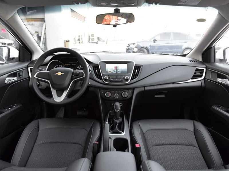 动力还行,动力很棒油耗表现还可以空间够用