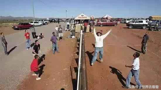 盘点十大奇葩国界线视频,中国和老挝最奇葩的国界线