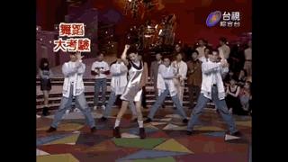 王菲老师舞蹈完整版,王菲老师一二年级