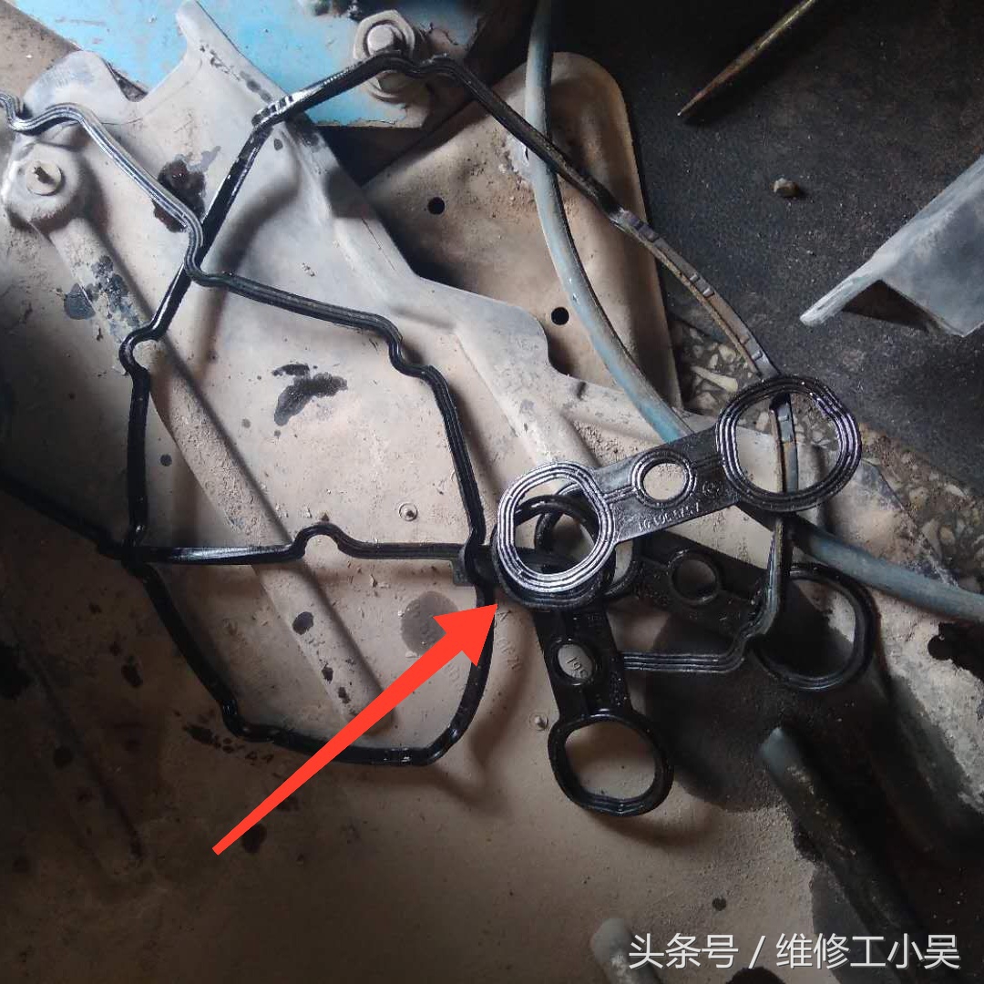 11款宝马x5发动机漏油修多少钱,10年的宝马x5烧机油