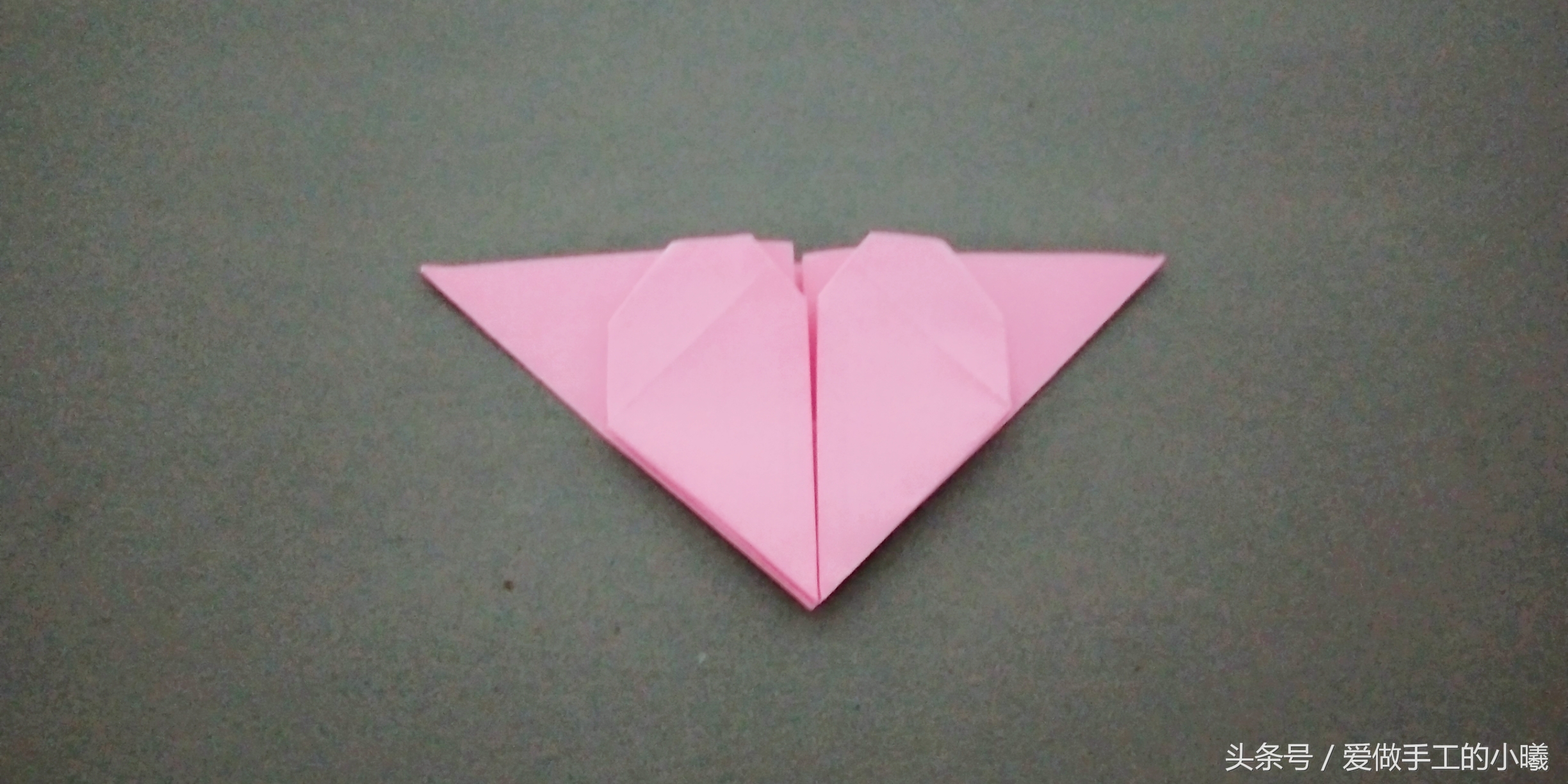 爱心书签的折纸方法,爱心折纸小视频书签