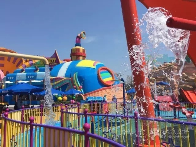 郑州暑假亲子游推荐水上乐园,酷暑水上乐园