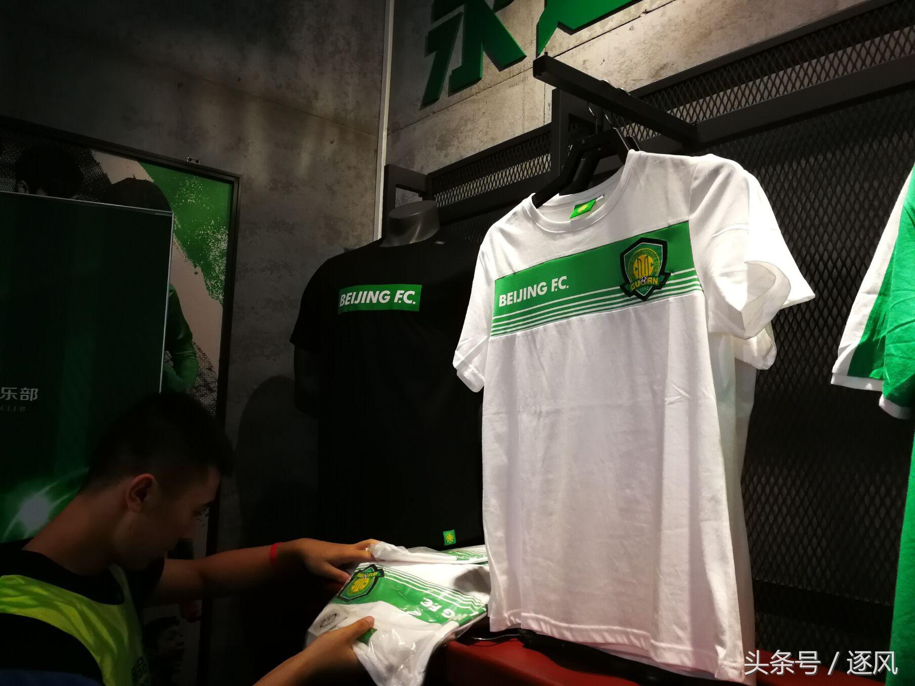 耐克下架商品直播,耐克专卖店撤店清仓