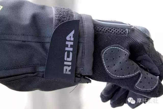 夏天雨天适合骑摩托车吗,新手雨天骑摩托车注意事项