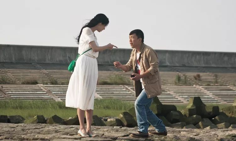 被*袜丝**毁掉的中国女人：审美力，才是一个人的核心竞争力