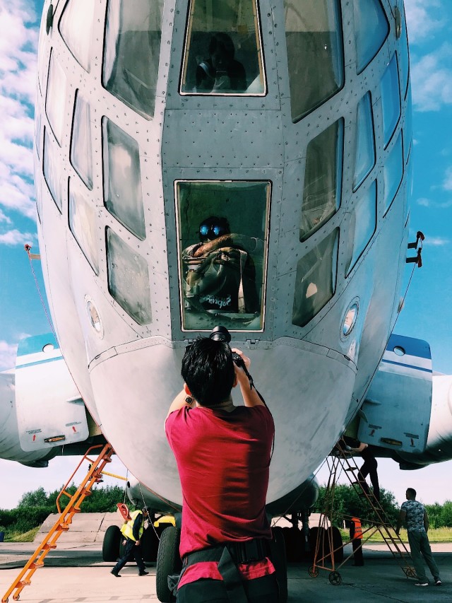 跑酷达人带你感受阻碍快感,捷波朗耳机蓝牙