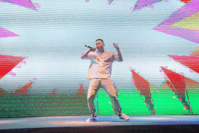 再大的雨水也洗刷不掉内心的痛,再大的雨水也洗刷不掉