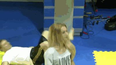 女子遇到危险如何自救,女性受到威胁怎么报警