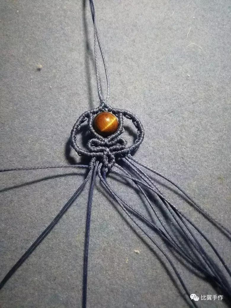 妡——有孔吊坠编制（比翼手作）