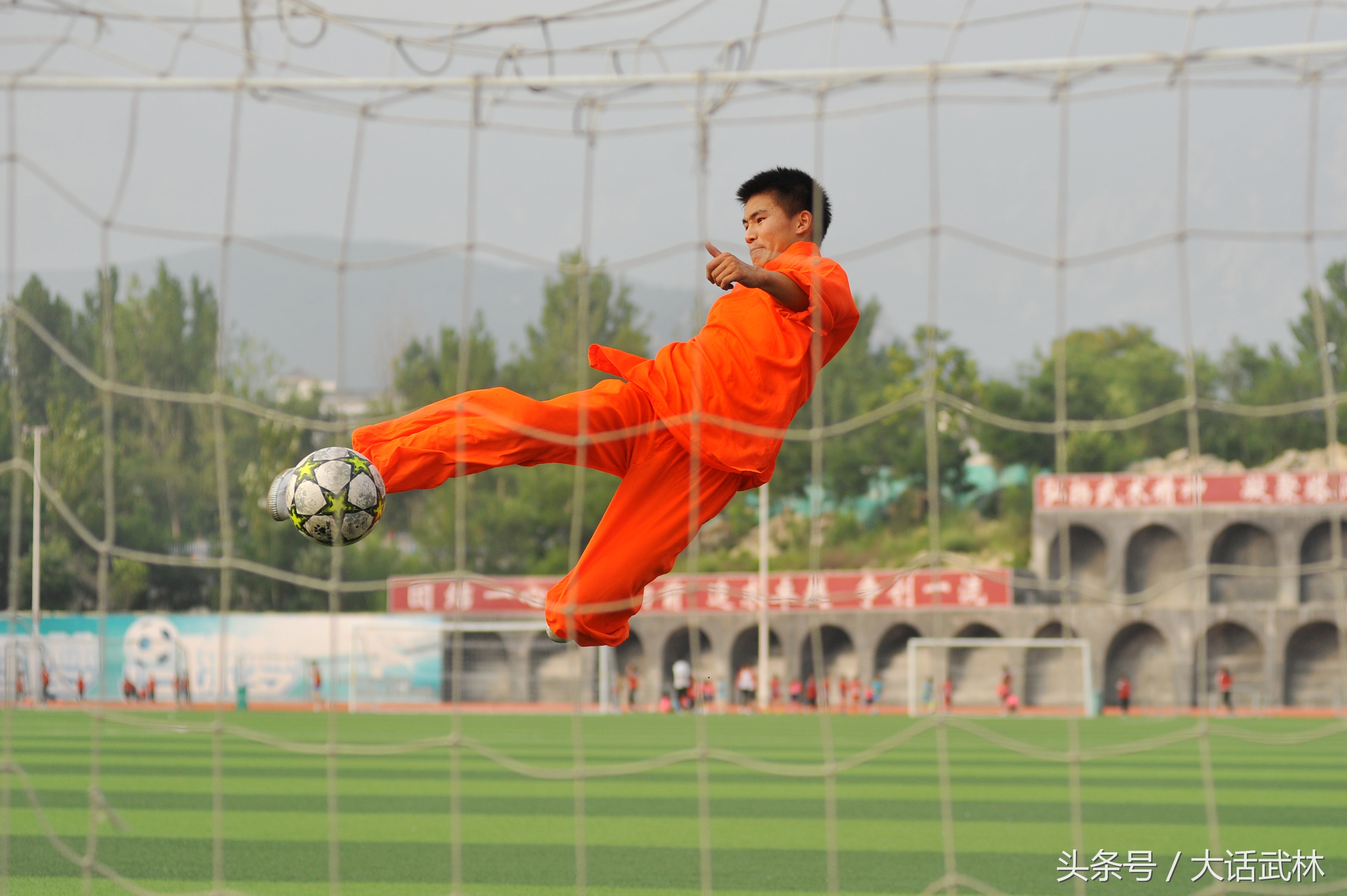 塔沟少林足球队的现状,塔沟武校少林足球班开幕