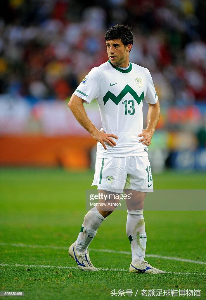 世界杯战靴盘点,南非世界杯复刻版足球鞋