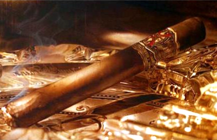 纸烟：满足指缝一时的无聊