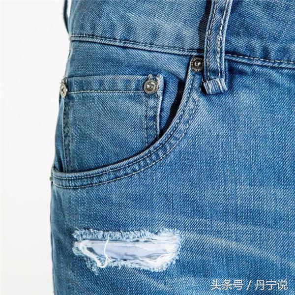 c罗迷你罗牛仔裤,世界足球先生c罗2017