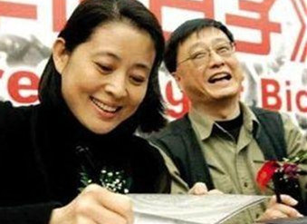 钟丽缇3次婚姻终幸福,钟丽缇三婚时多大了