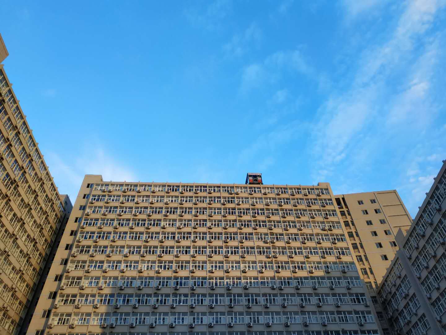 小米max3有好的相机软件吗,小米max3相机是索尼的吗