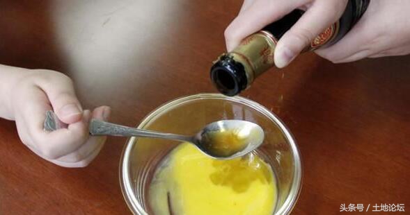 真实的蟹黄是什么样,人工蟹黄和真的有什么区别