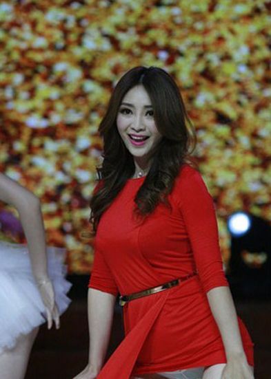 大鹏自嘲与柳岩的辛酸往事,大鹏和他老婆最新视频