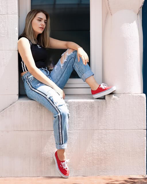 adidas重新开播,adidas新款鞋会降价吗