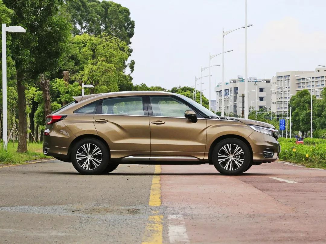 25万左右最好看的2台合资大5座SUV,空间大、有面子!