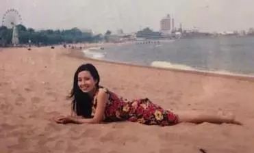 20年前的父母和现在父母的对比,20年前的爸妈照片