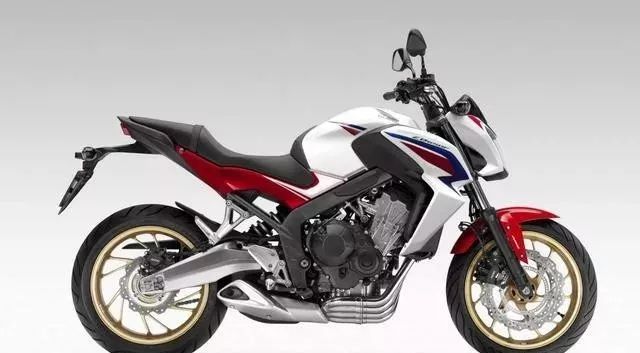 推荐几款性价比高的街车,三款中量级街车