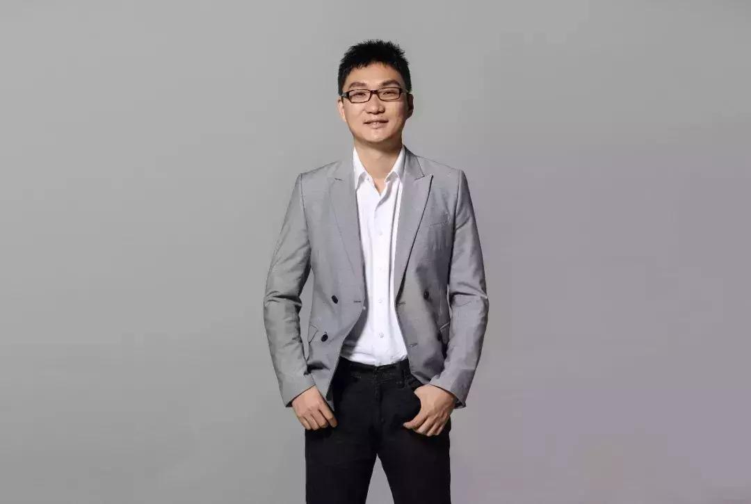 拼多多创始人黄峥身家暴涨近600亿,拼多多市值2000亿创始人黄峥身价