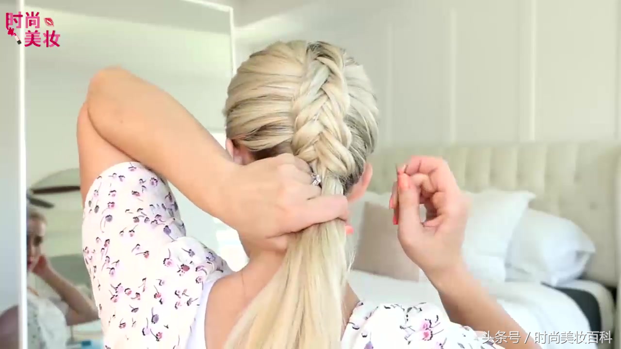 鱼尾辫教程短头发,鱼尾辫马尾发型步骤