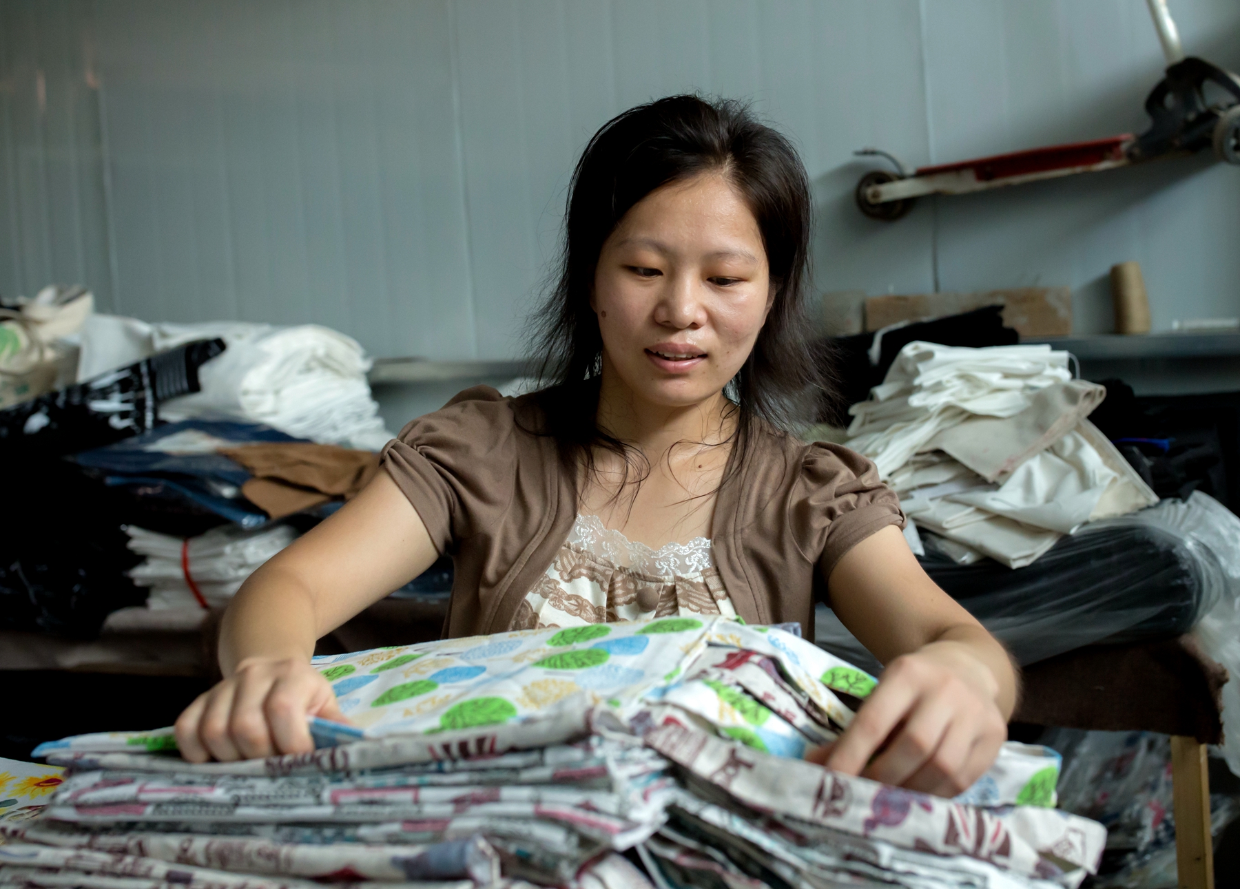 巾帼风采张素花：帆布包俏销海内外