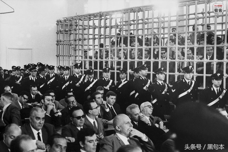 黑教父获刑22年,黑手党教父被判刑