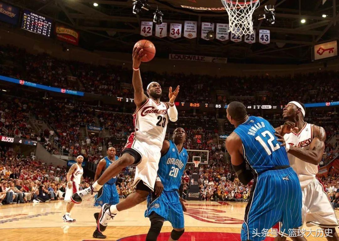 詹姆斯1.0骑士队友有几个全明星,詹姆斯1个mvp