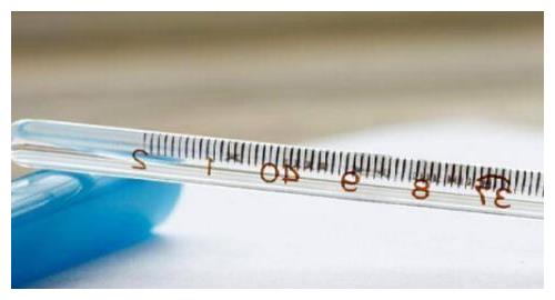 排卵当日有什么症状或感觉,正在排卵时一般女性有什么症状