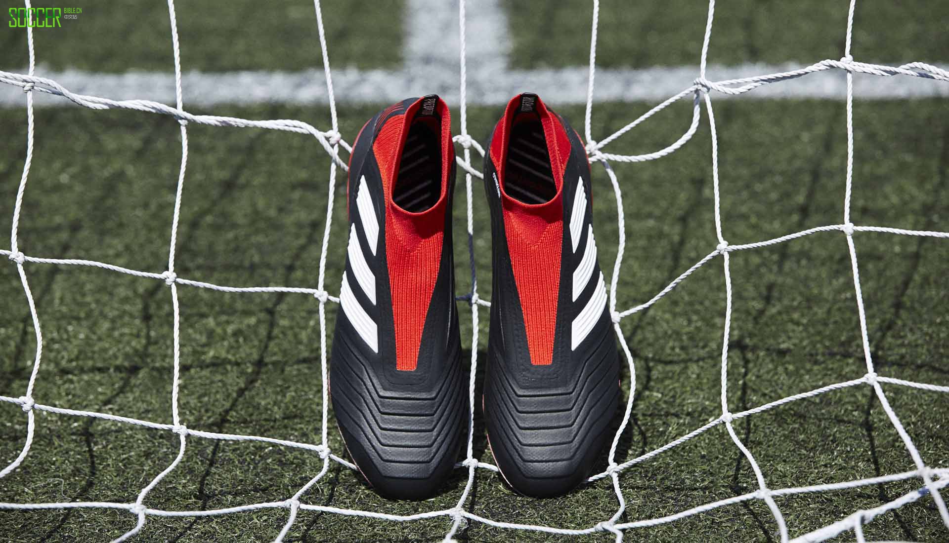 阿迪达斯发布Predator 18+ Team Mode猎鹰足球鞋