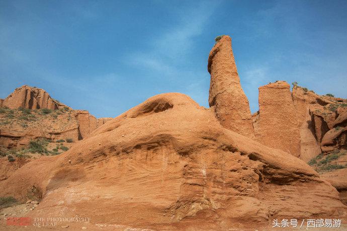 这是“中国峡谷之王”，里面的镇谷之宝，游客看了很尴尬